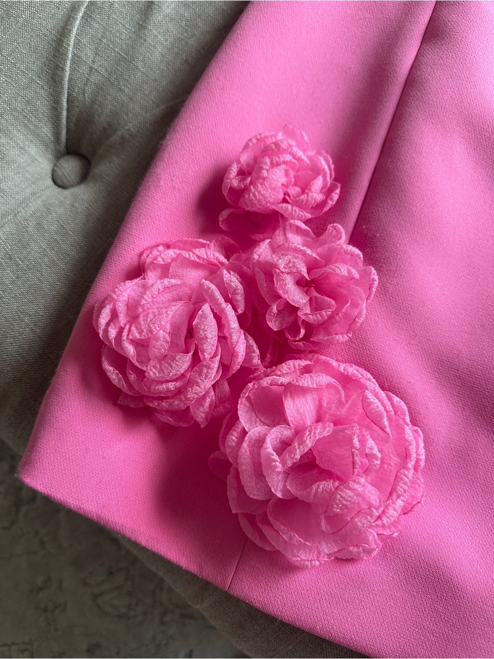 Elliatt Bubblegum Pink Floral-Appliqué Square Neck Mini - Picture 3 of 4